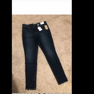NWT Jessica Simpson Jean size 32